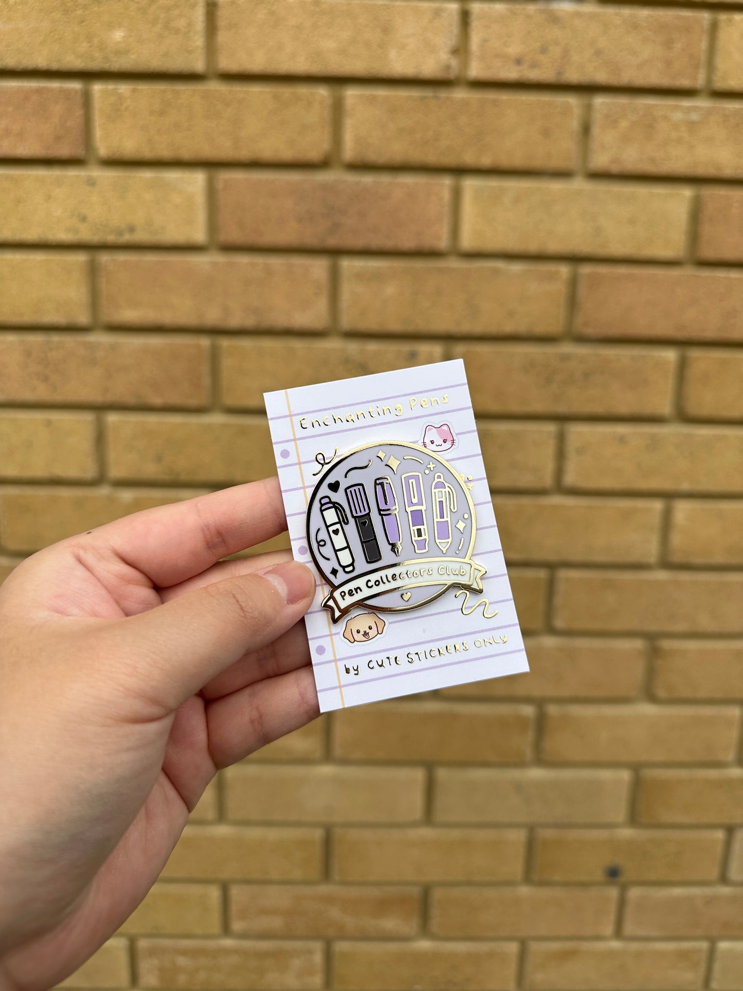 Pen Collectors Club Enamel Pin